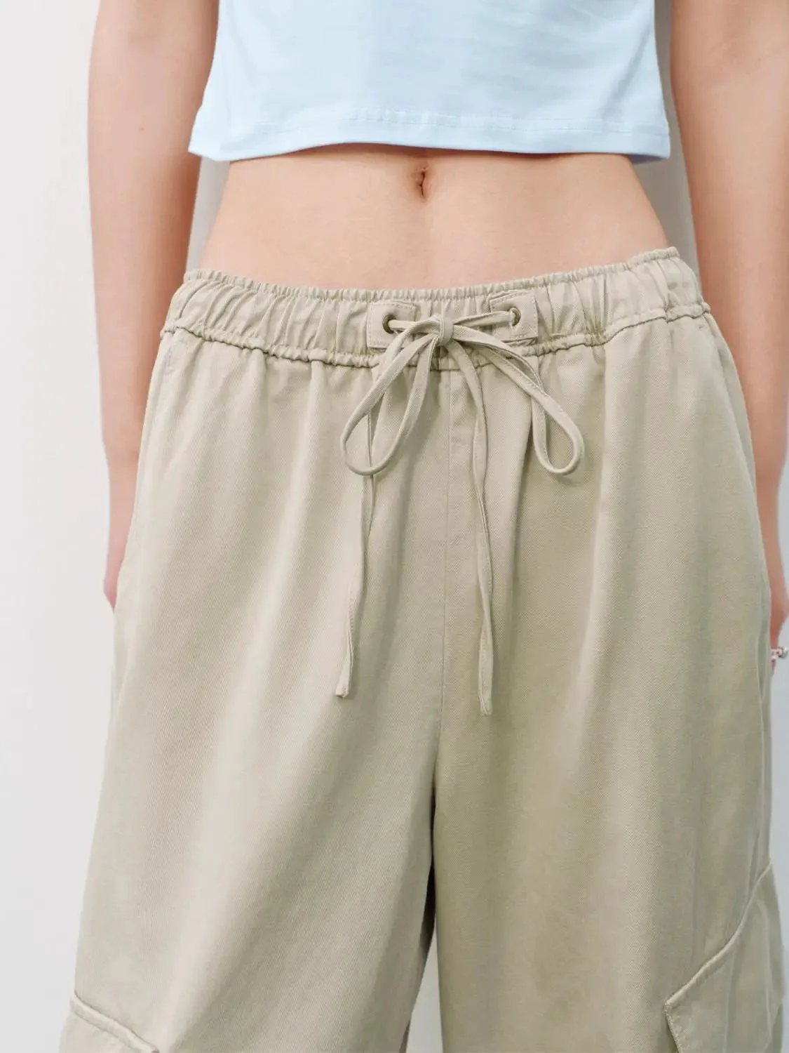 20843-flap-pocket-drawstring-wide-leg-pants-5.webp Flap Pocket Drawstring Wide Leg Pants