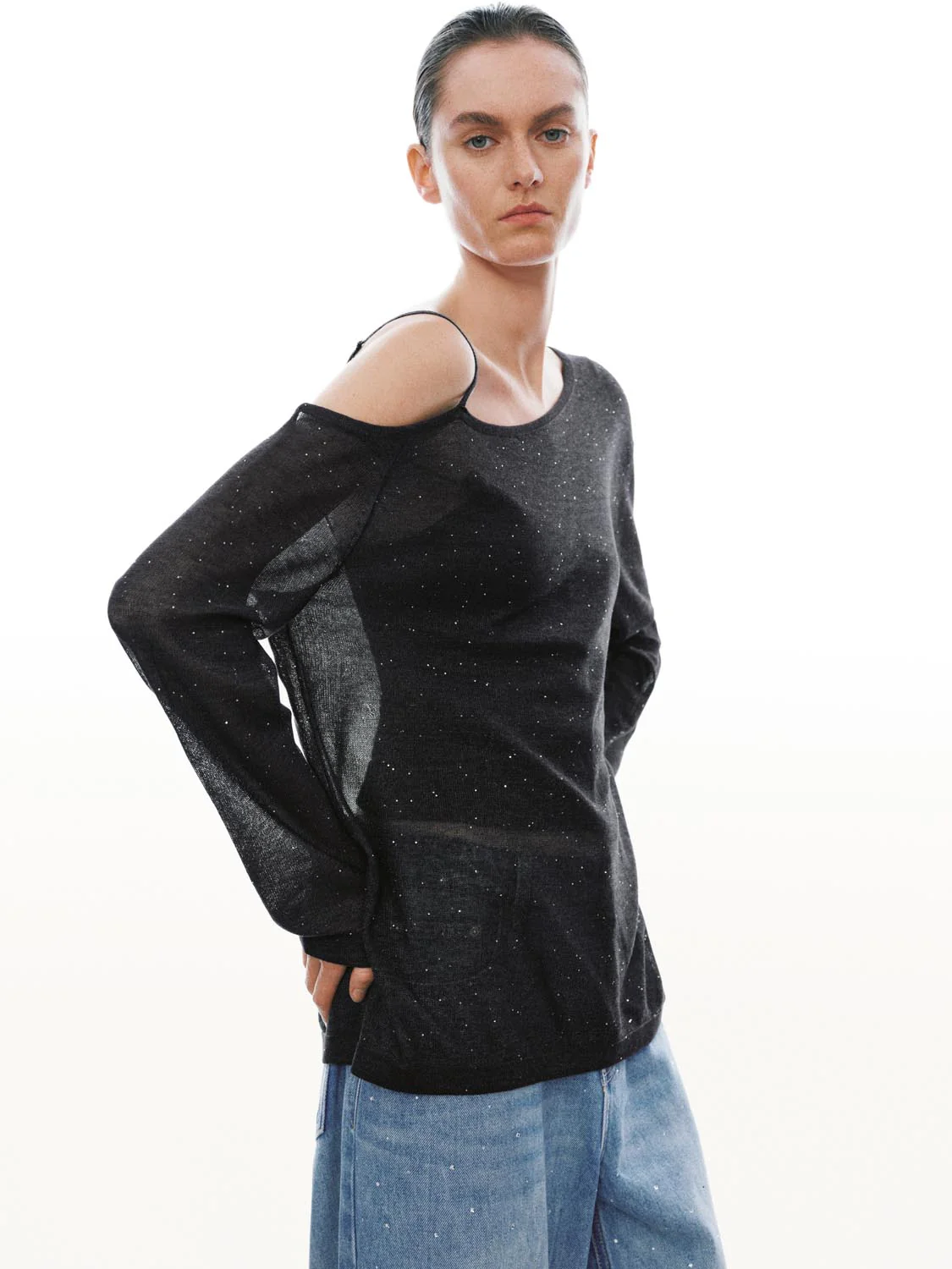 20865-one-shoulder-long-sleeve-knitted-t-shirts-2.webp One Shoulder Long Sleeve Knitted T-Shirts