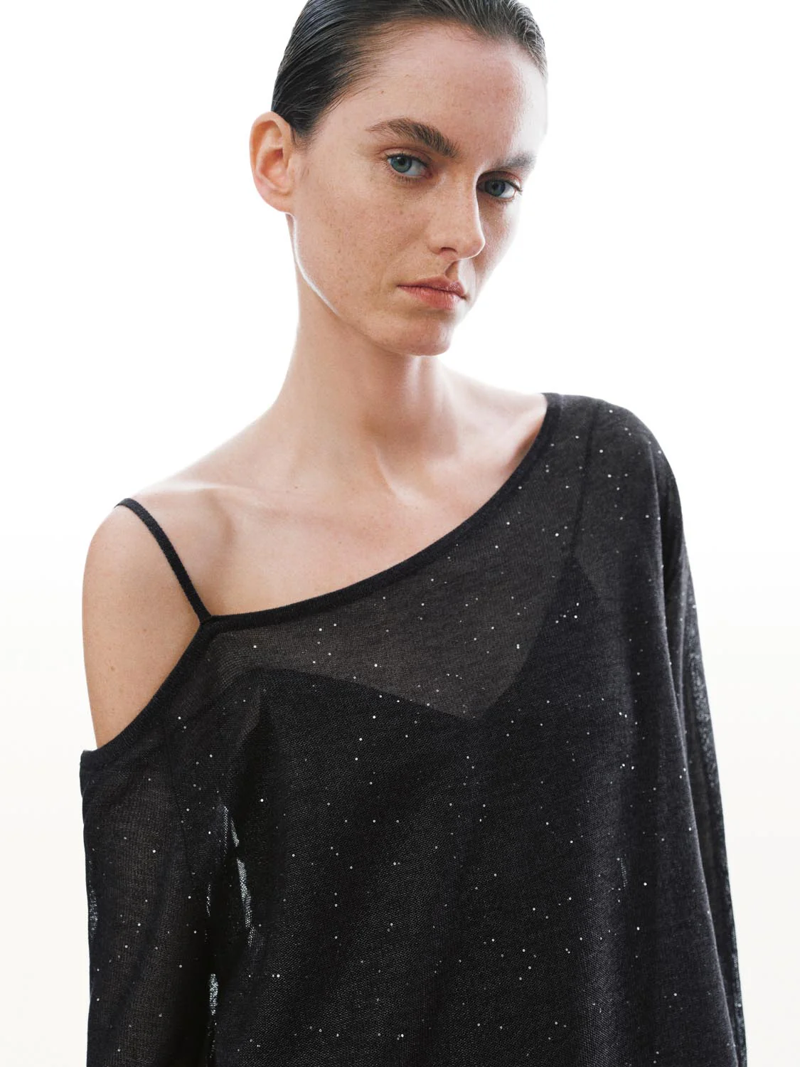 20865-one-shoulder-long-sleeve-knitted-t-shirts-3.webp One Shoulder Long Sleeve Knitted T-Shirts