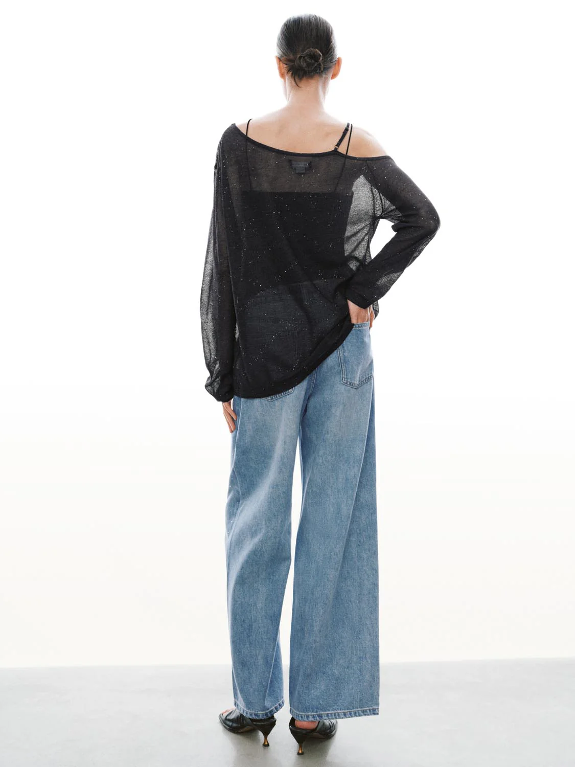 20865-one-shoulder-long-sleeve-knitted-t-shirts-6.webp One Shoulder Long Sleeve Knitted T-Shirts