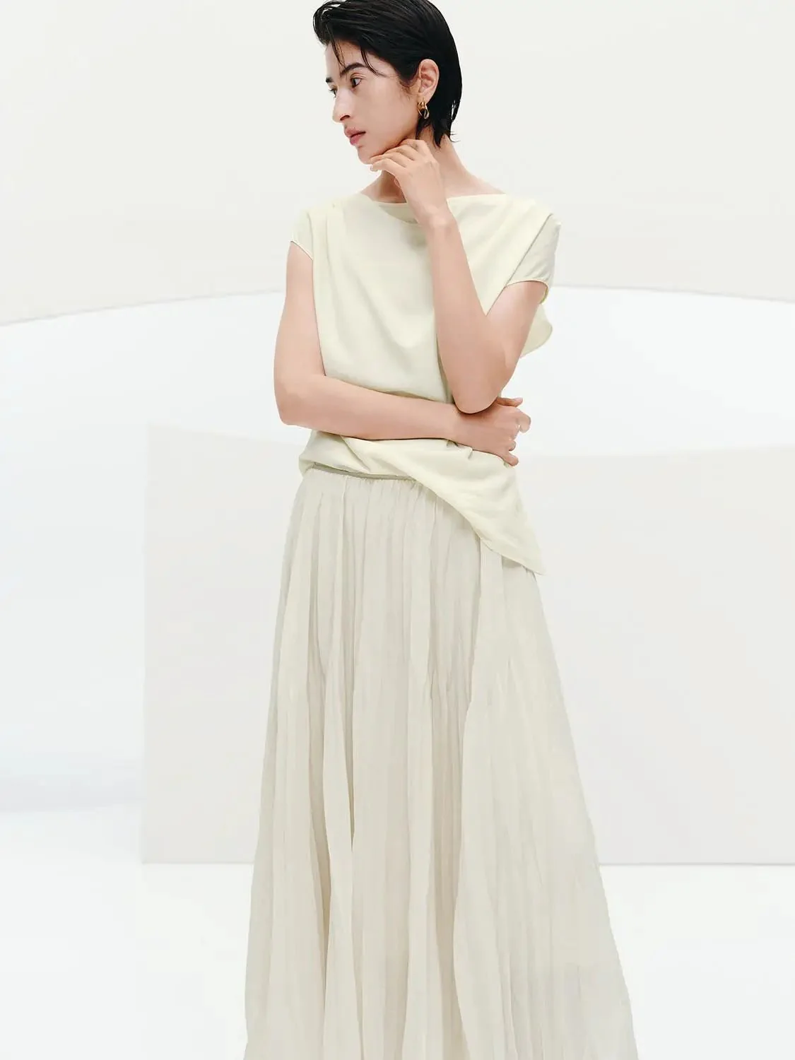 20896-pull-on-shirring-detail-a-line-midi-skirts-7.webp Pull On Shirring Detail A-Line Midi Skirts
