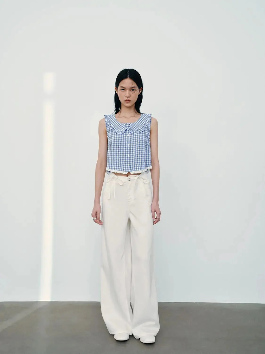20907-contrast-check-ruffle-trim-sleeveless-shirts-4.webp Contrast Check Ruffle Trim Sleeveless Shirts