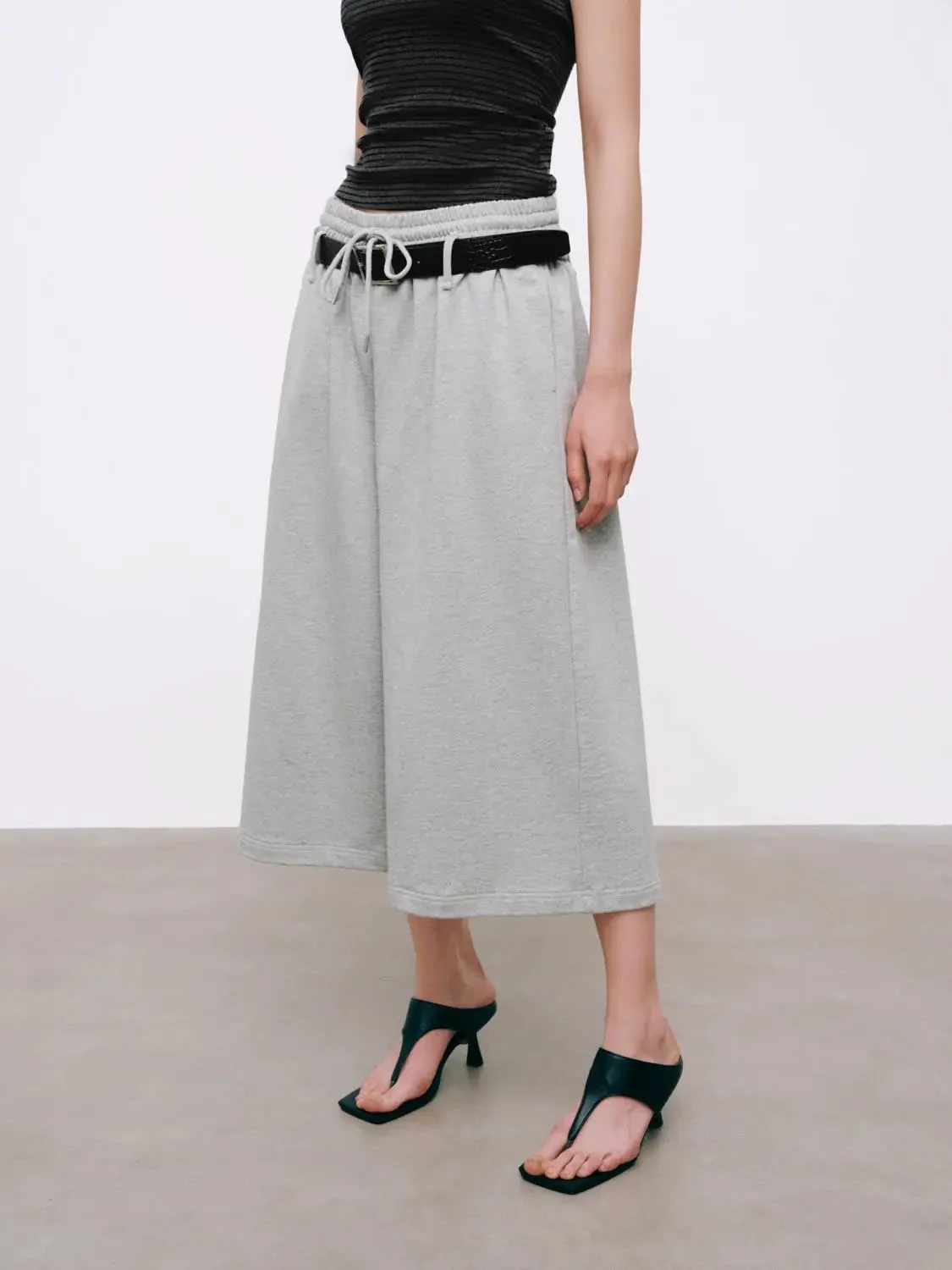 20982-casual-cotton-belted-drawstring-wide-leg-pants-3.webp Casual Cotton Belted Drawstring Wide Leg Pants