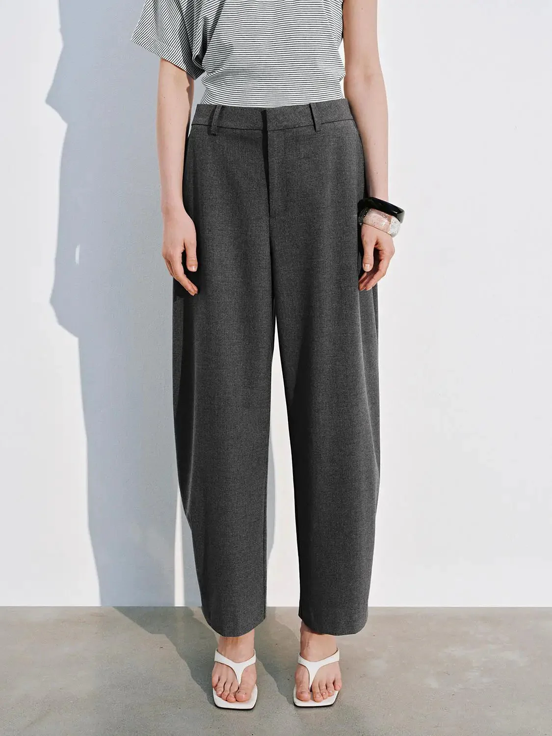 21090-tailored-barrel-leg-pants-1.webp Tailored Barrel Leg Pants