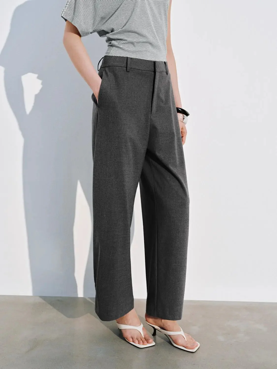 21090-tailored-barrel-leg-pants-3.webp Tailored Barrel Leg Pants