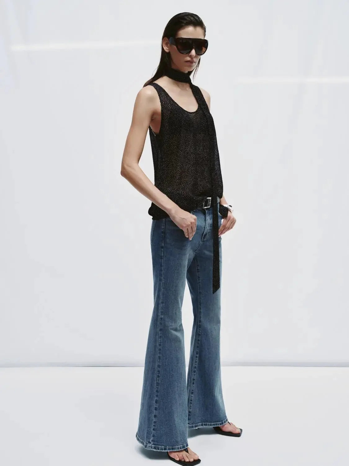 21109-scarf-neck-contrast-dotted-cami-tops-4.webp Scarf Neck Contrast Dotted Cami Tops