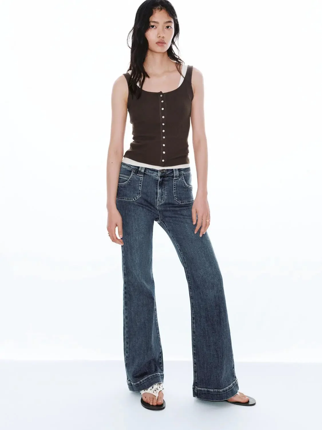 21122-cotton-blend-button-detail-sleeveless-t-shirt-4.webp Cotton Blend Button Detail Sleeveless T Shirt