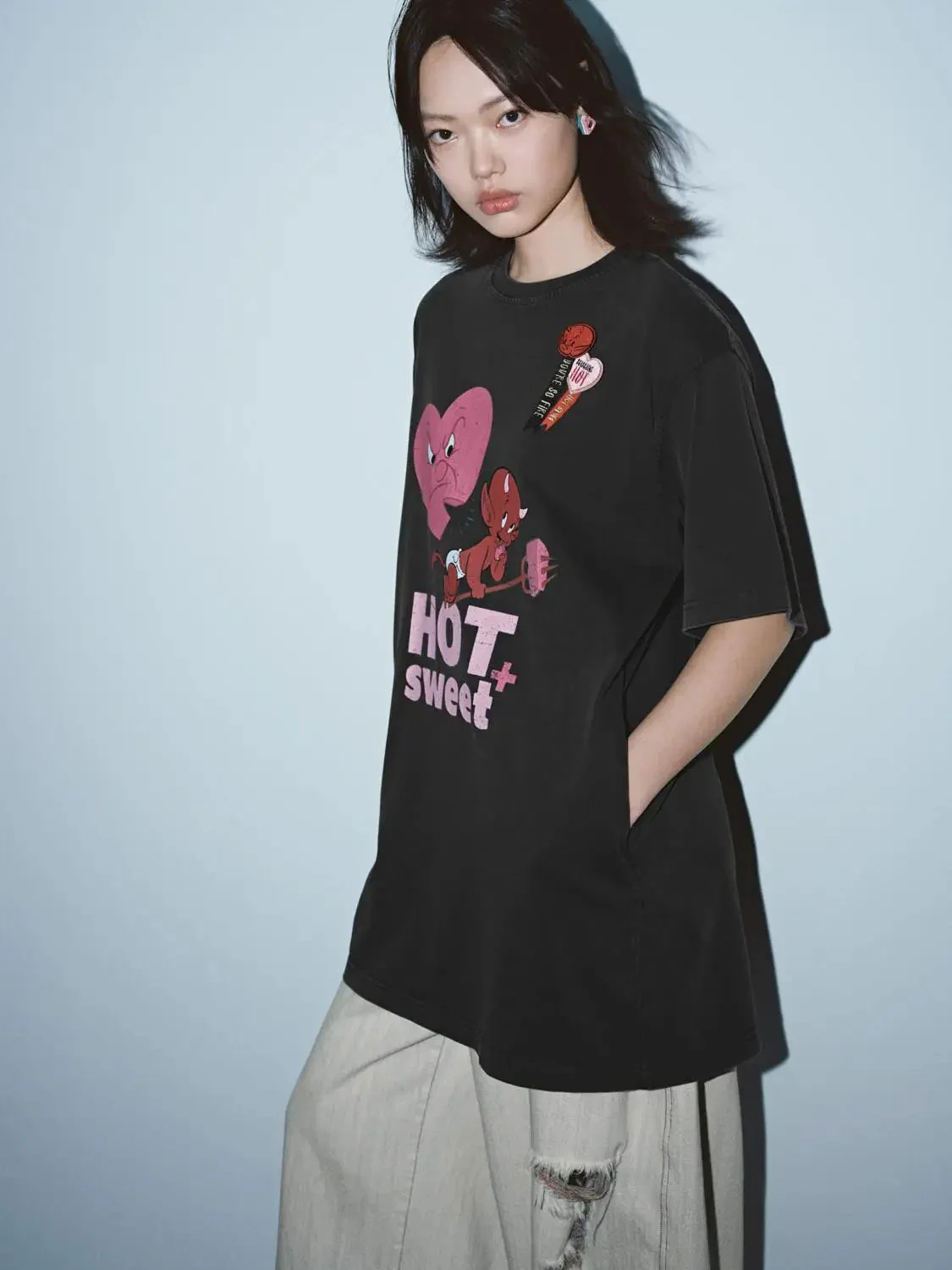 21133-graphic-cotton-heart-and-devil-print-straight-midi-dresses-2.webp Graphic Cotton Heart And Devil Print Straight Midi Dresses