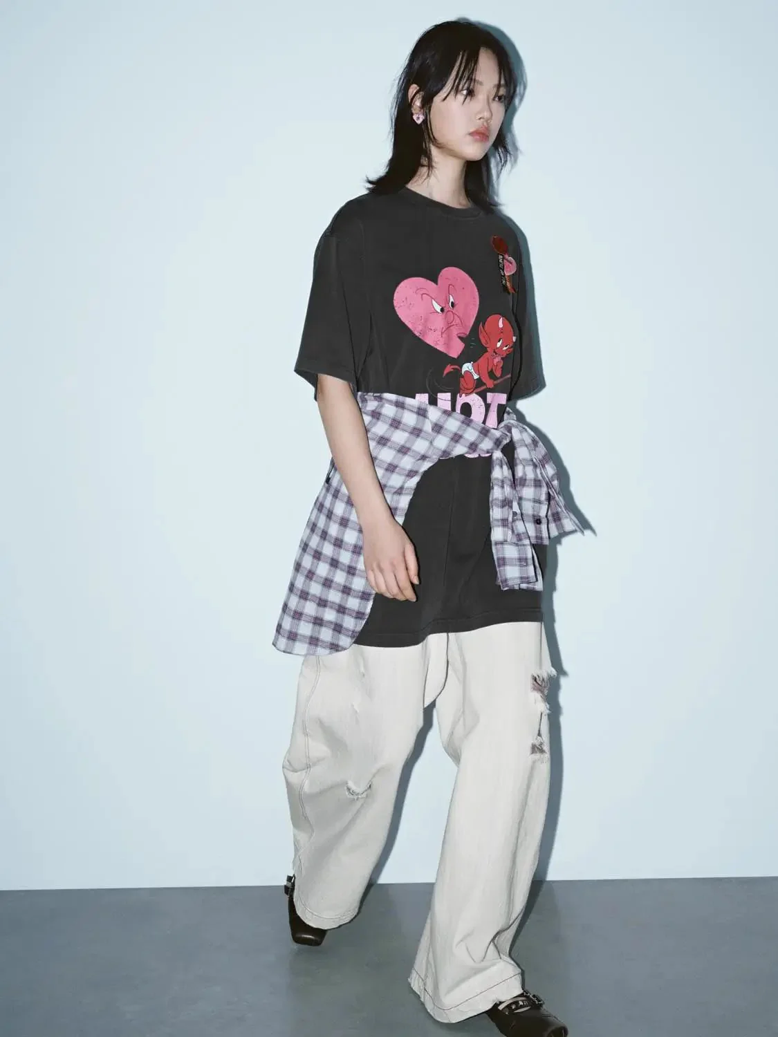 21133-graphic-cotton-heart-and-devil-print-straight-midi-dresses-5.webp Graphic Cotton Heart And Devil Print Straight Midi Dresses