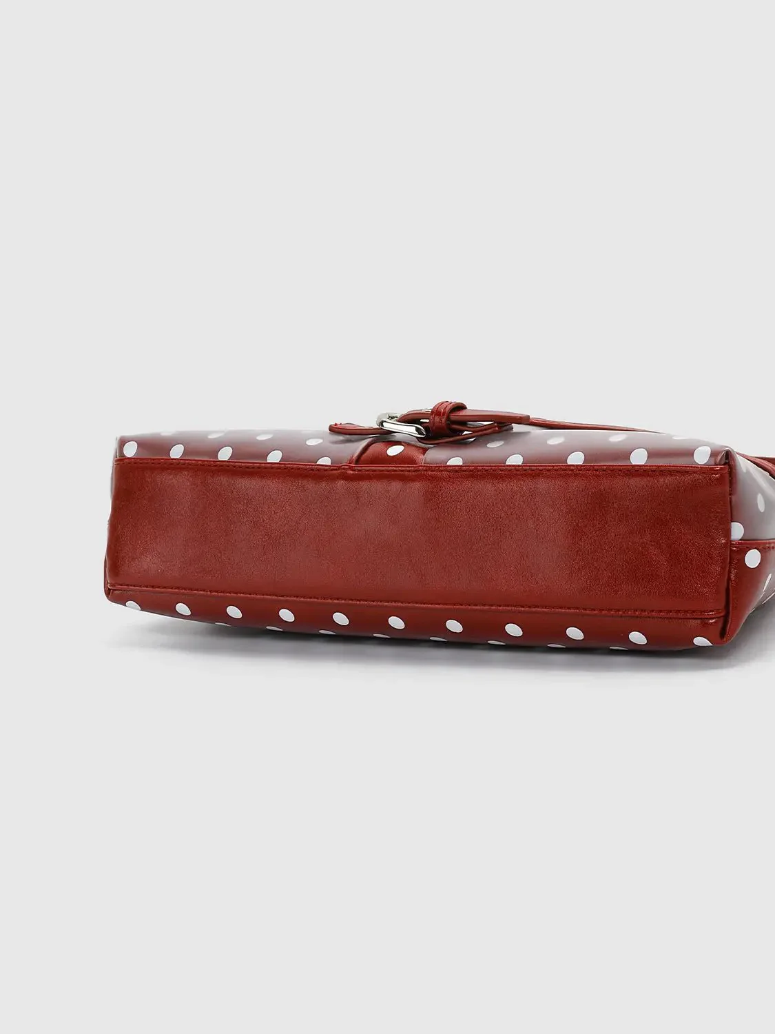 21139-polka-dotted-shoulder-bags-13.webp Polka Dotted Shoulder Bags