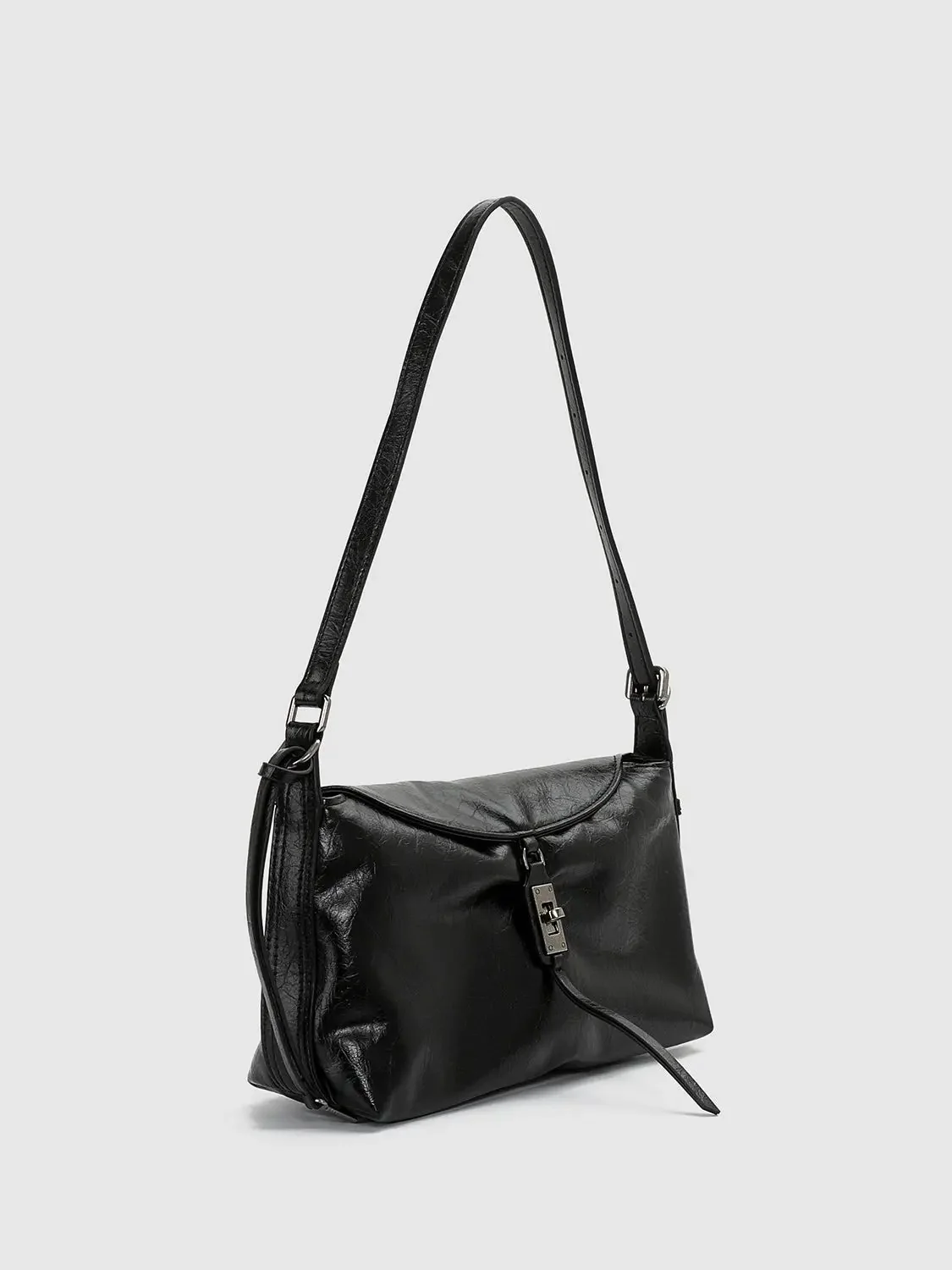 21159-faux-leather-shoulder-bags-3.webp Faux Leather Shoulder Bags