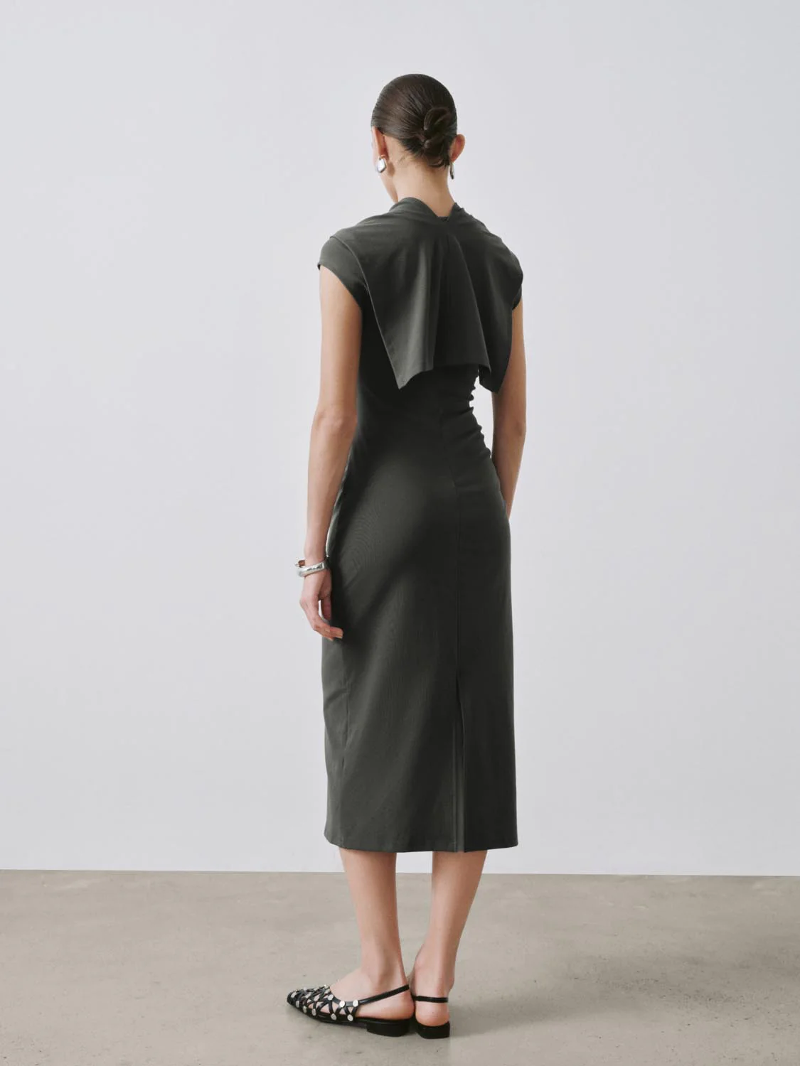 21172-cotton-blend-ruched-shawl-detail-midi-dresses-22.webp Cotton Blend Ruched Shawl Detail Midi Dresses