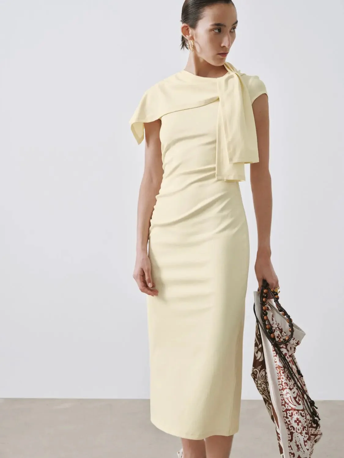 21172-cotton-blend-ruched-shawl-detail-midi-dresses-5.webp Cotton Blend Ruched Shawl Detail Midi Dresses