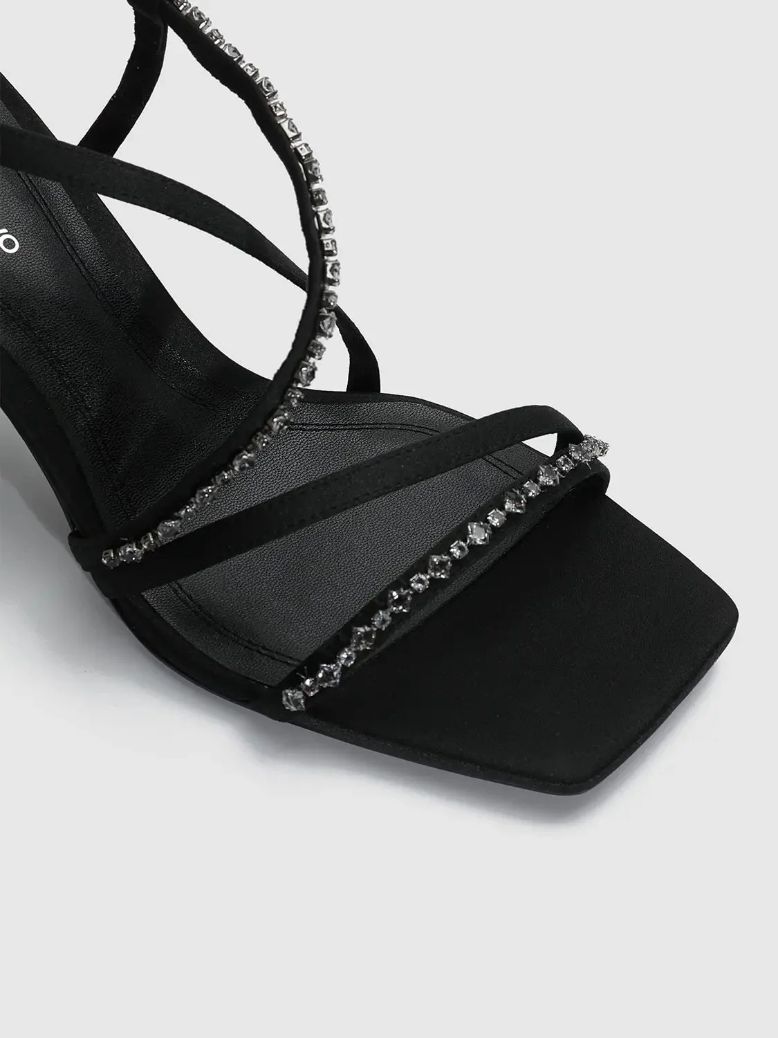 21201-strappy-heeled-sandals-12.webp Strappy Heeled Sandals