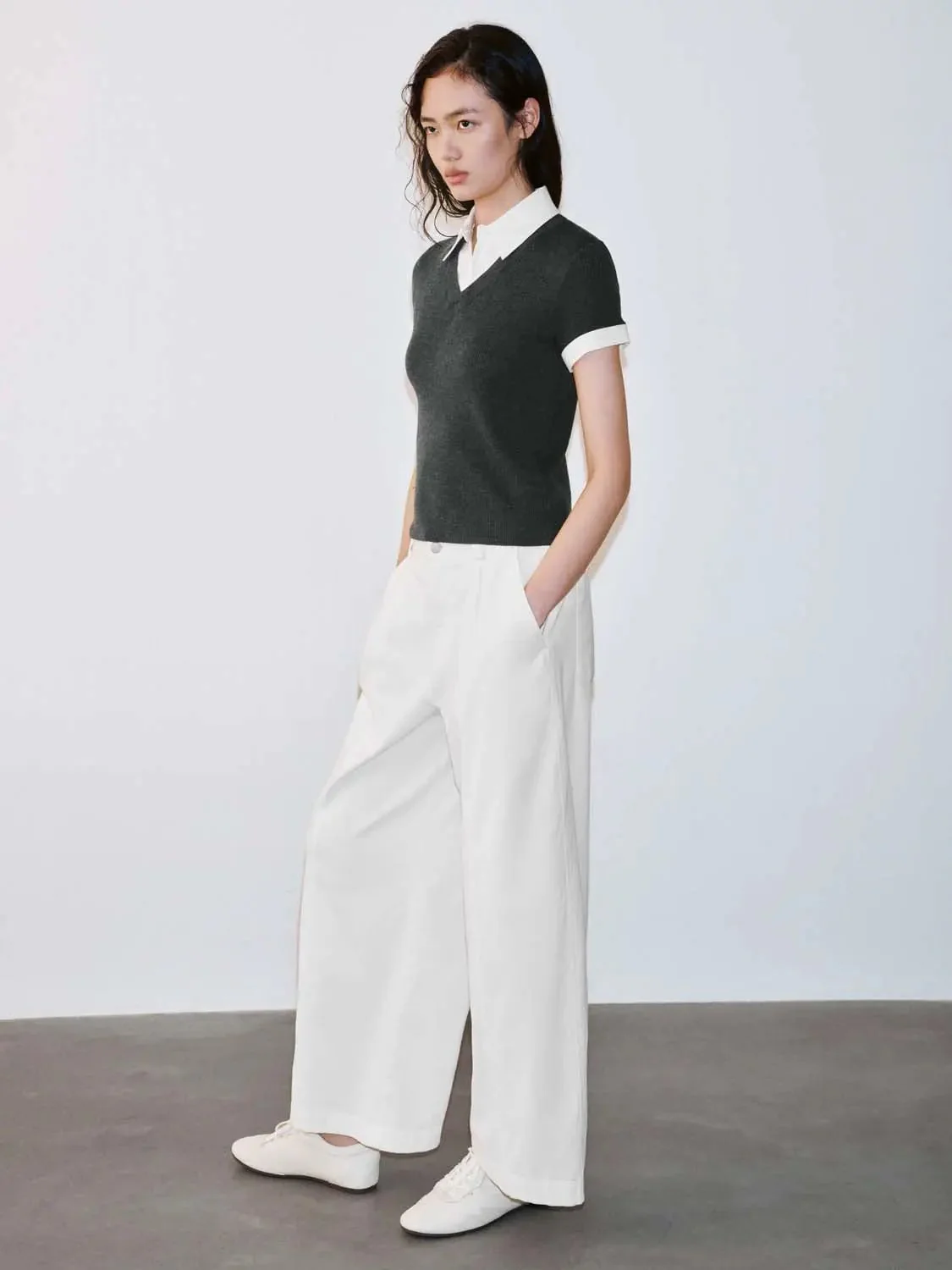 21229-elegant-polo-collar-knit-top-with-cuff-details-t-shirts-13.webp Elegant Polo Collar Knit Top With Cuff Details T-Shirts