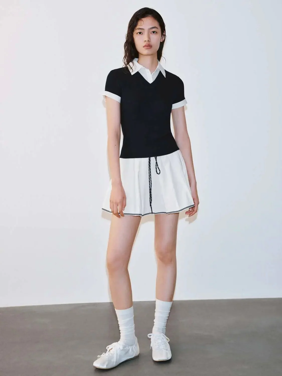 21229-elegant-polo-collar-knit-top-with-cuff-details-t-shirts-4.webp Elegant Polo Collar Knit Top With Cuff Details T-Shirts