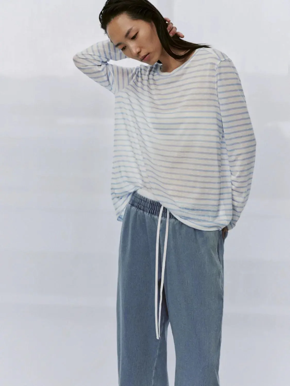 21240-striped-long-sleeve-knit-relaxed-top-t-shirts-2.webp Striped Long Sleeve Knit Relaxed Top T Shirts