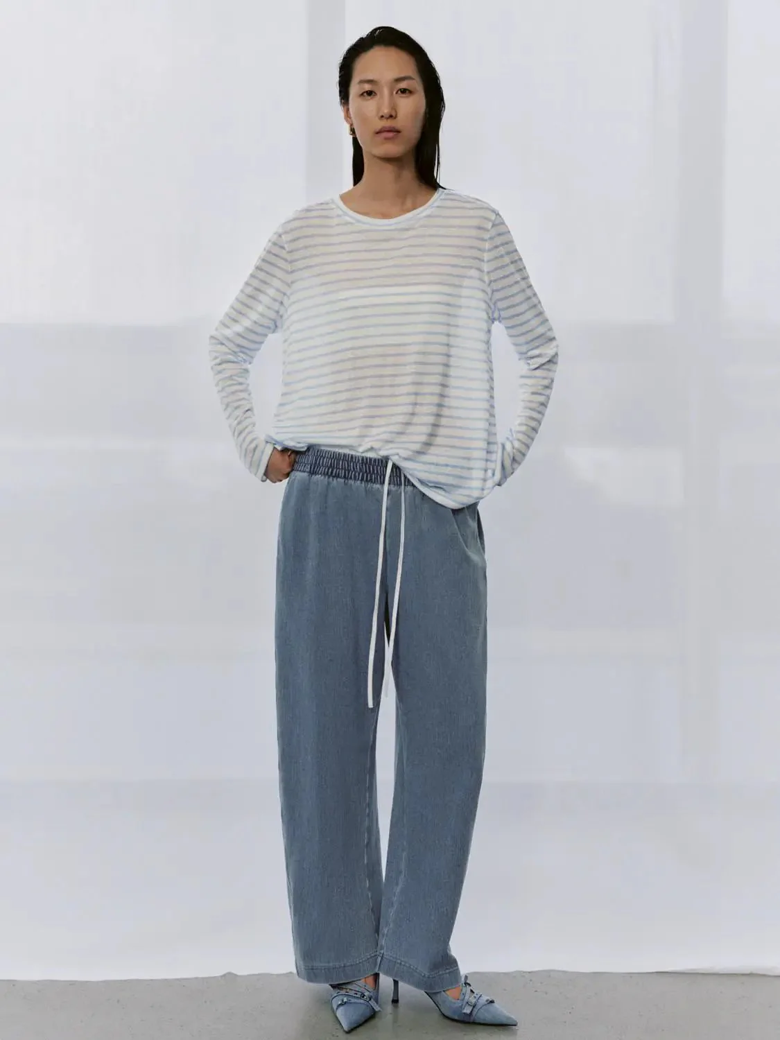 21240-striped-long-sleeve-knit-relaxed-top-t-shirts-4.webp Striped Long Sleeve Knit Relaxed Top T Shirts