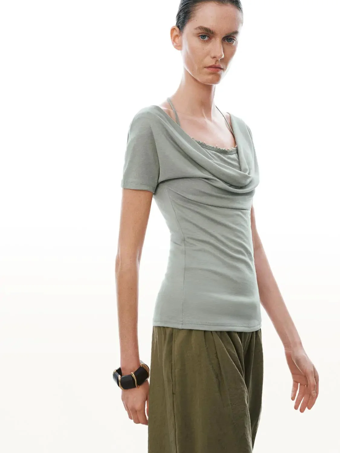 21246-lyocell-cowl-neck-halter-skinny-fit-t-shirts-2.webp Lyocell Cowl Neck Halter Skinny-Fit T-Shirts