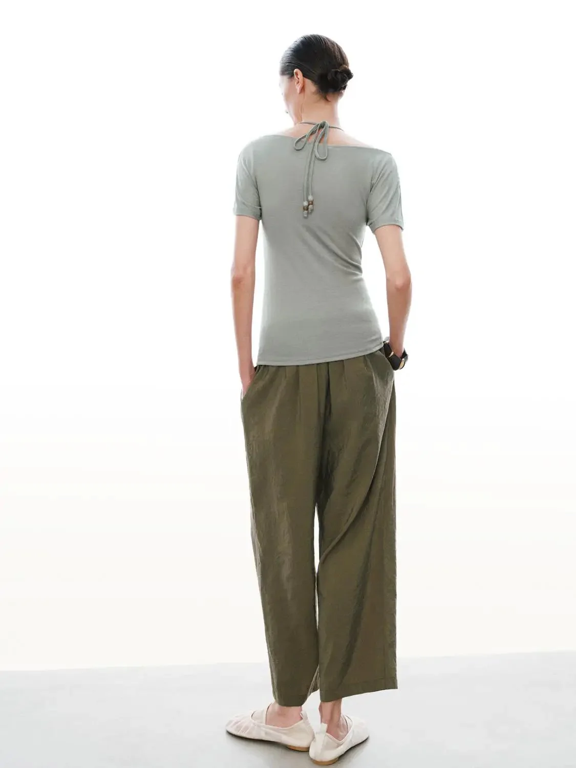 21246-lyocell-cowl-neck-halter-skinny-fit-t-shirts-6.webp Lyocell Cowl Neck Halter Skinny-Fit T-Shirts