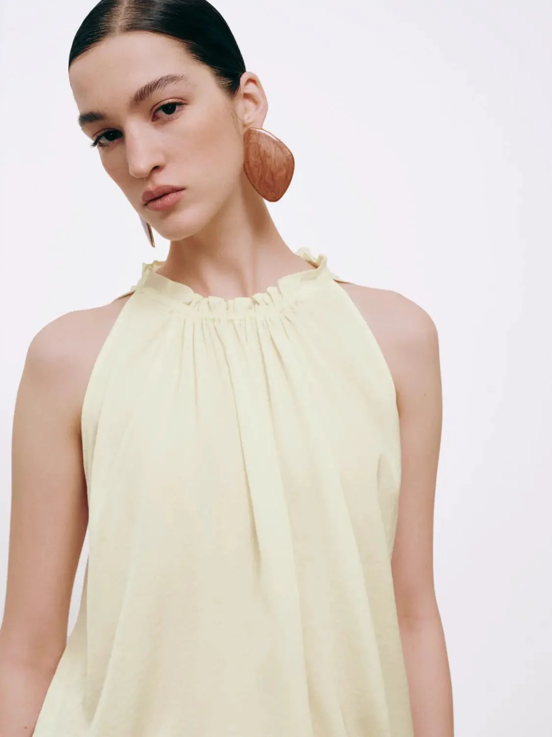 21255-ruffle-trim-sleeveless-overhead-shirt-3.webp Ruffle Trim Sleeveless Overhead Shirt