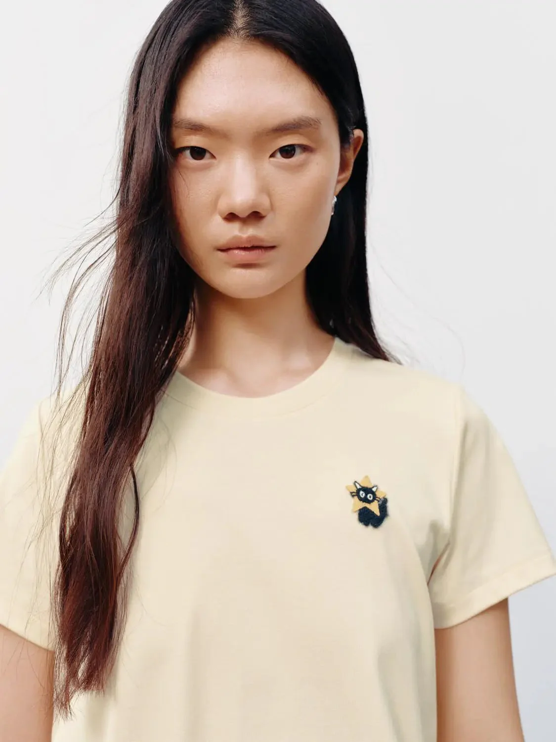 21299-embroidered-chest-floral-cotton-blend-t-shirt-11.webp Embroidered Chest Floral Cotton Blend T Shirt