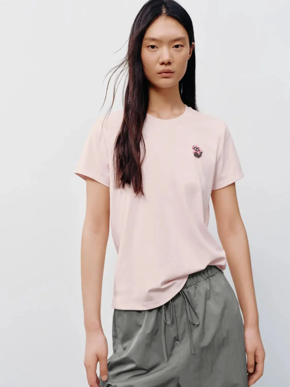 21299-embroidered-chest-floral-cotton-blend-t-shirt-2.webp Embroidered Chest Floral Cotton Blend T Shirt