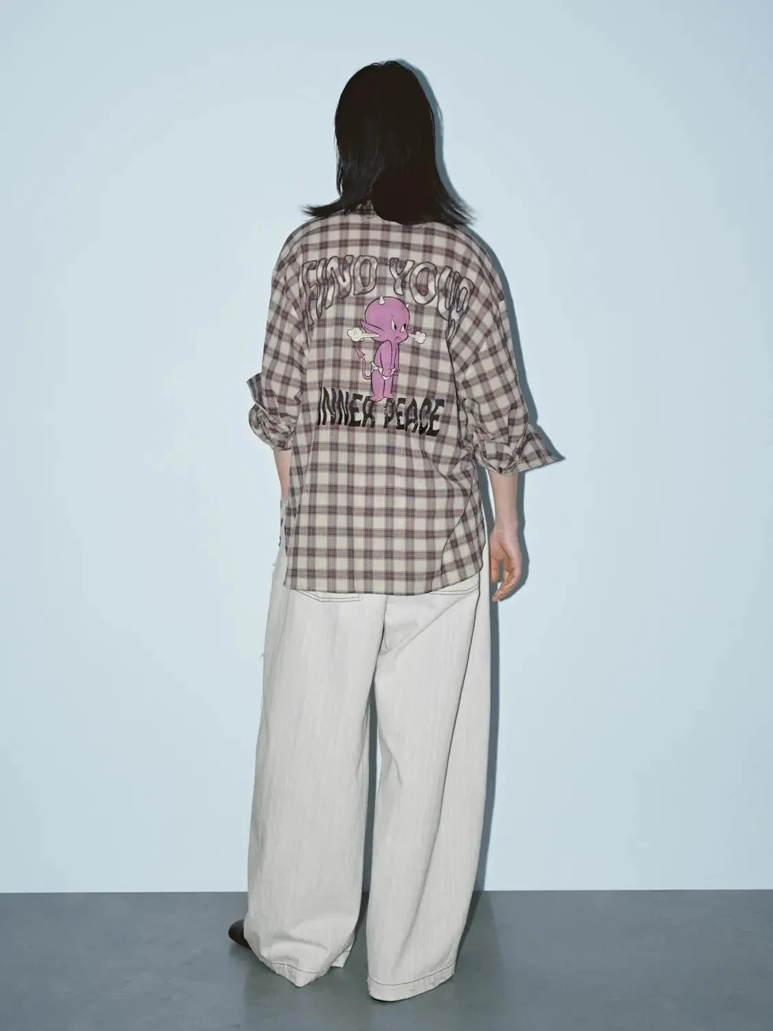 21316-raw-detail-barrel-leg-pants-4.webp Raw Detail Barrel Leg Pants