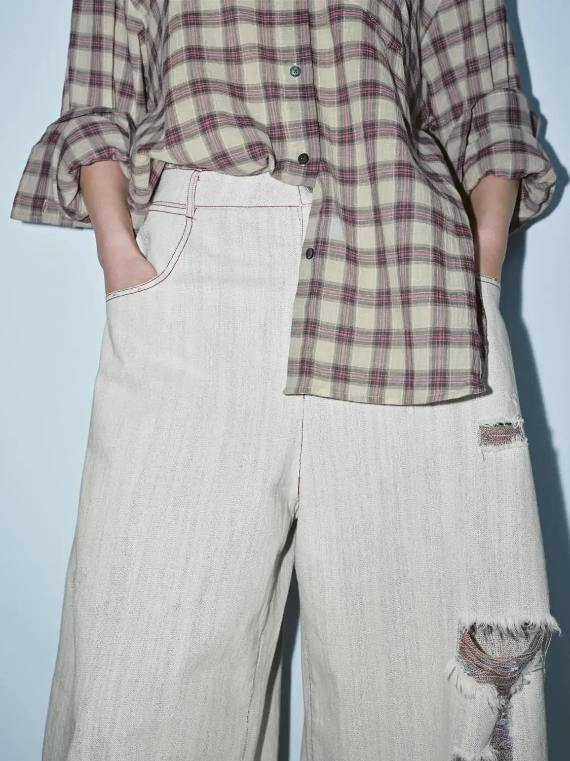 21316-raw-detail-barrel-leg-pants-5.webp Raw Detail Barrel Leg Pants