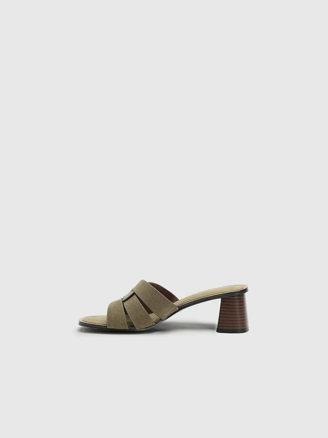 21341-chunky-heeled-slippers-2.webp Chunky Heeled Slippers