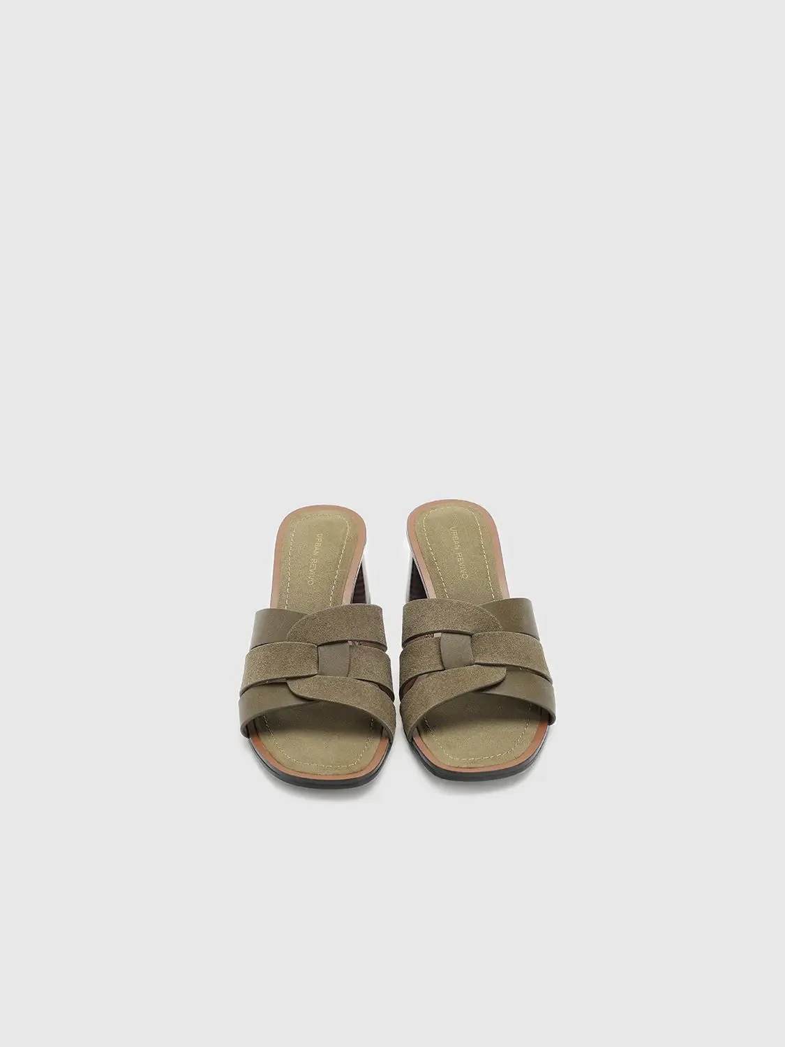 21341-chunky-heeled-slippers-3.webp Chunky Heeled Slippers