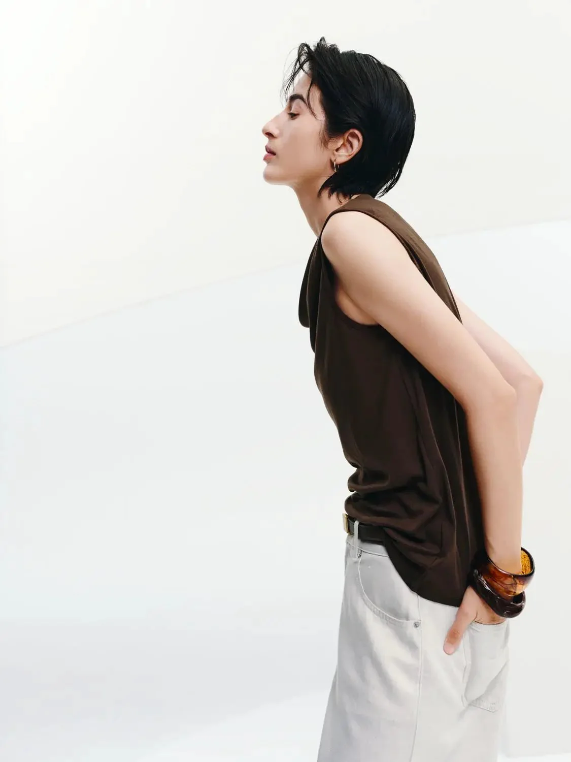 21376-soft-cowl-neck-lyocell-wool-blend-tank-top-2.webp Soft Cowl Neck Lyocell Wool Blend Tank Top