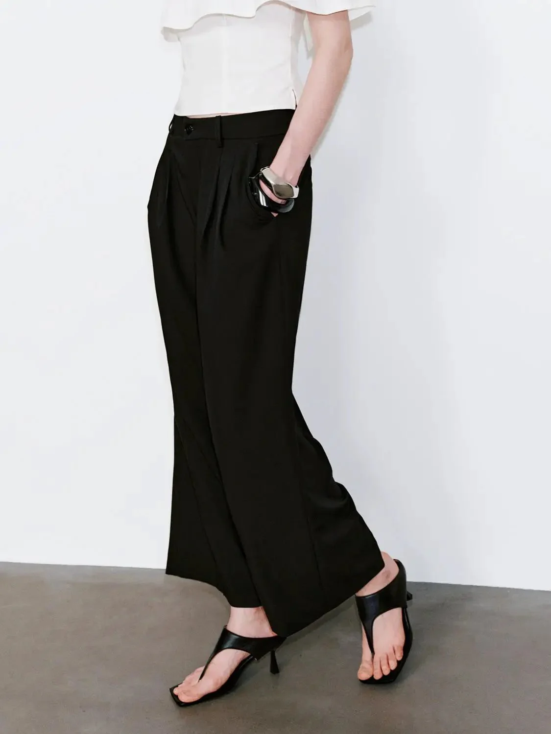 21382-pleated-tailored-pants-3.webp Pleated Tailored Pants