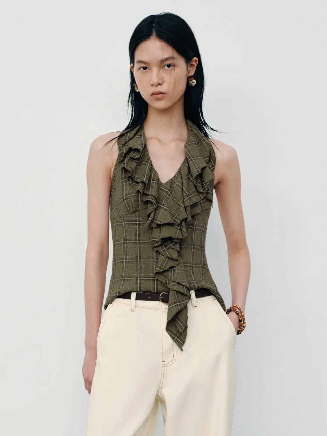 21443-ruffle-collar-sleeveless-cami-tops-1.webp Ruffle Collar Sleeveless Cami Tops