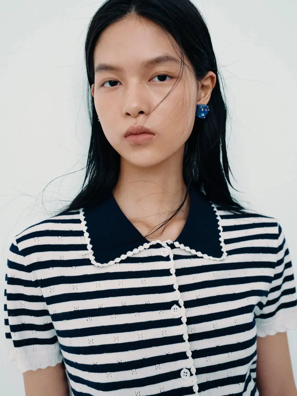 21526-contrast-striped-short-sleeve-knitted-cardigans-11.webp Contrast Striped Short Sleeve Knitted Cardigans