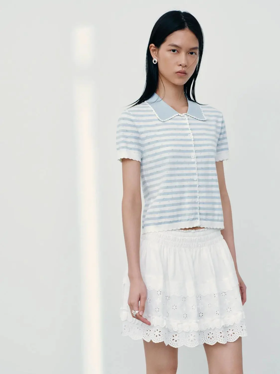 21526-contrast-striped-short-sleeve-knitted-cardigans-2.webp Contrast Striped Short Sleeve Knitted Cardigans