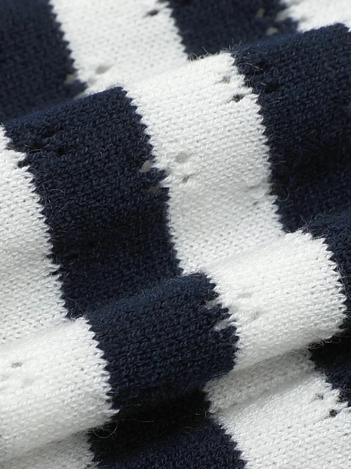 21548-shawl-detail-contrast-striped-sleeveless-knitted-cardigans-8.webp Shawl Detail Contrast Striped Sleeveless Knitted Cardigans