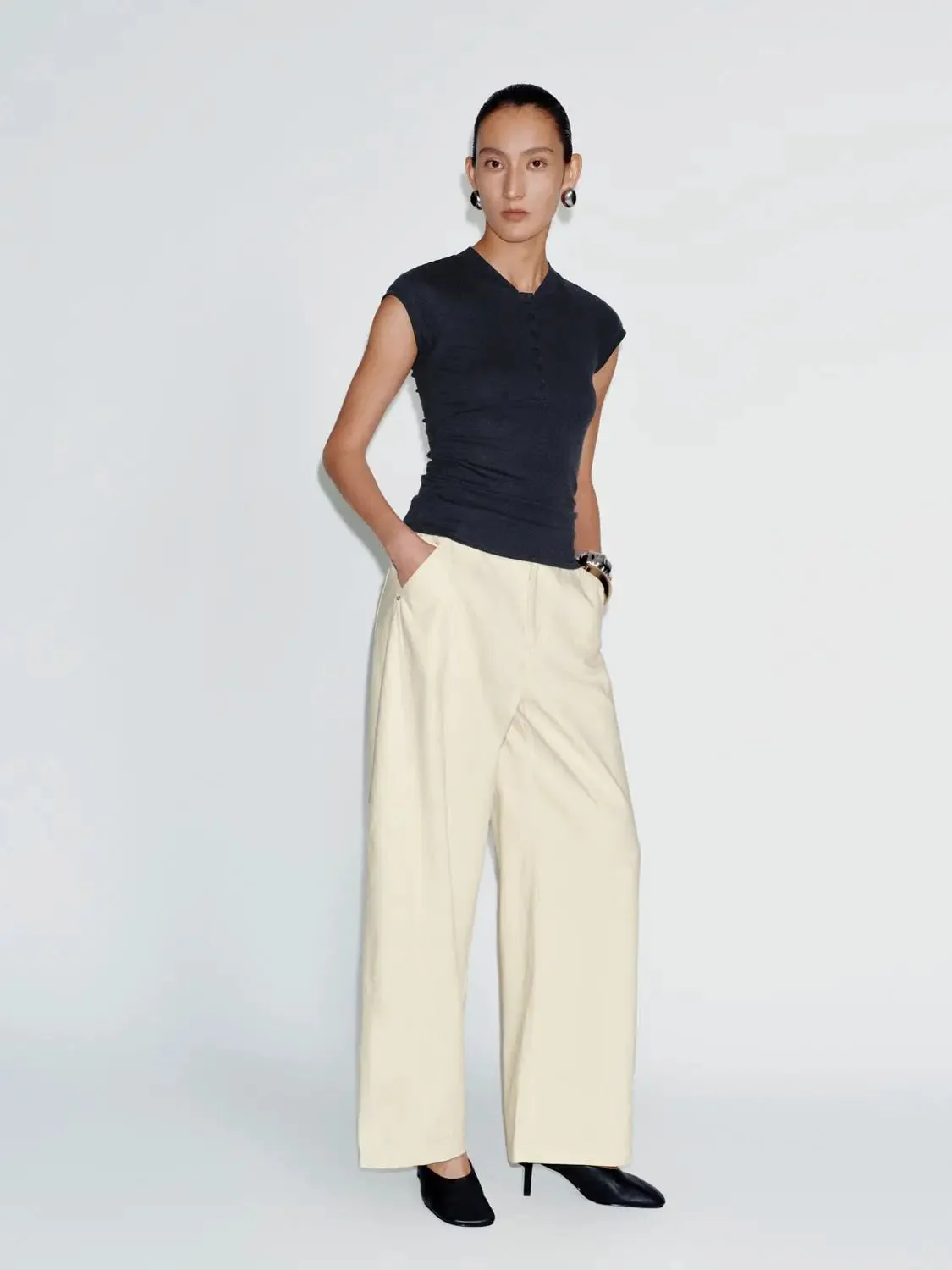 21564-linen-lyocell-blend-henley-neck-cap-sleeve-t-shirts-5.webp Linen Lyocell Blend Henley Neck Cap Sleeve T Shirts