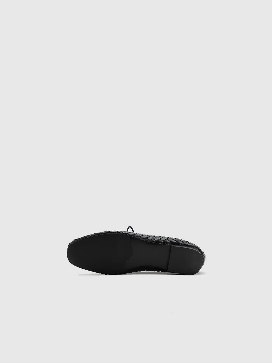 21618-faux-leather-lace-up-woven-pumps-4.webp Faux Leather Lace-Up Woven Pumps