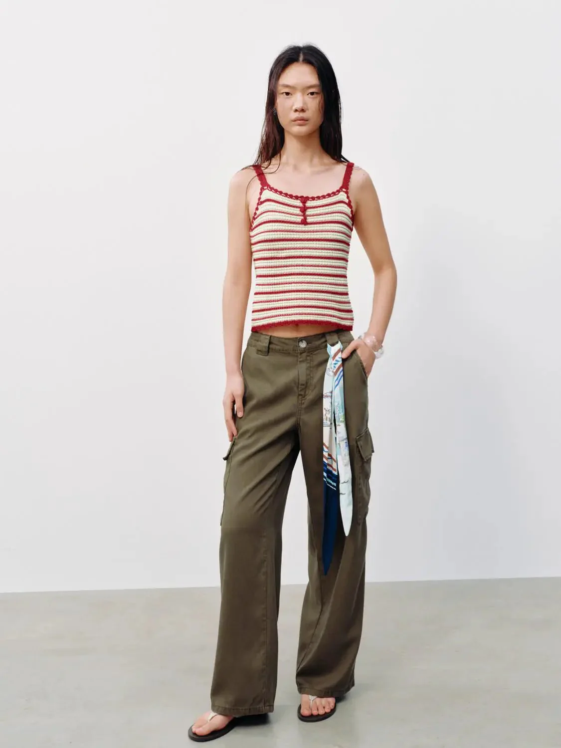21646-contrast-striped-strappy-knitted-t-shirts-4.webp Contrast Striped Strappy Knitted T-Shirts