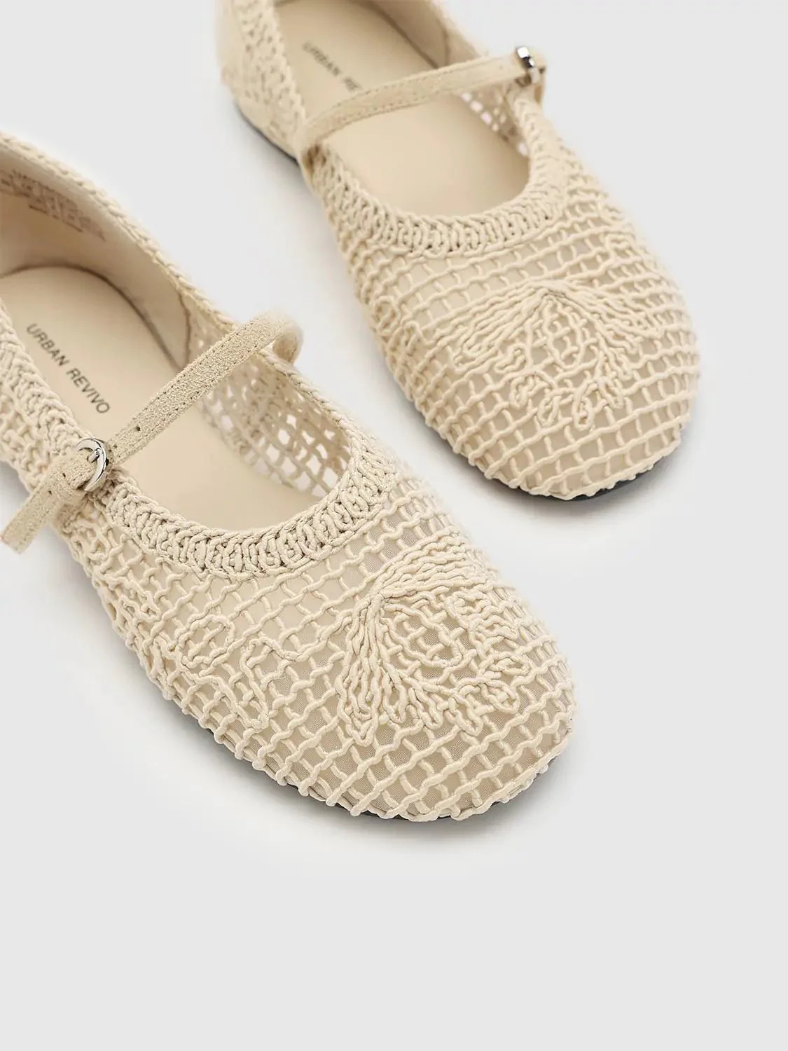 21679-knitted-floral-mary-jane-flat-pumps-6.webp Knitted Floral Mary Jane Flat Pumps