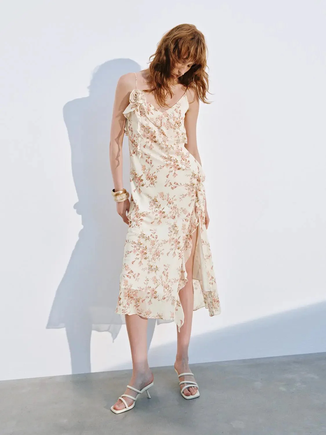 21688-floral-ruffle-detail-strappy-delicate-midi-dress-4.webp Floral Ruffle Detail Strappy Delicate Midi Dress
