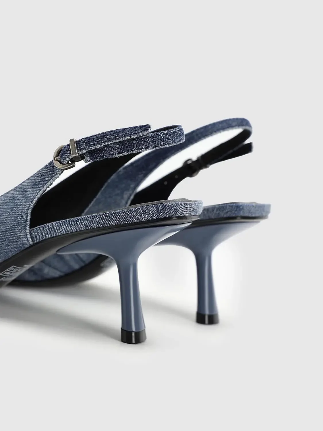 21758-belt-detail-point-toe-denim-heeled-slingbacks-5.webp Belt Detail Point Toe Denim Heeled Slingbacks