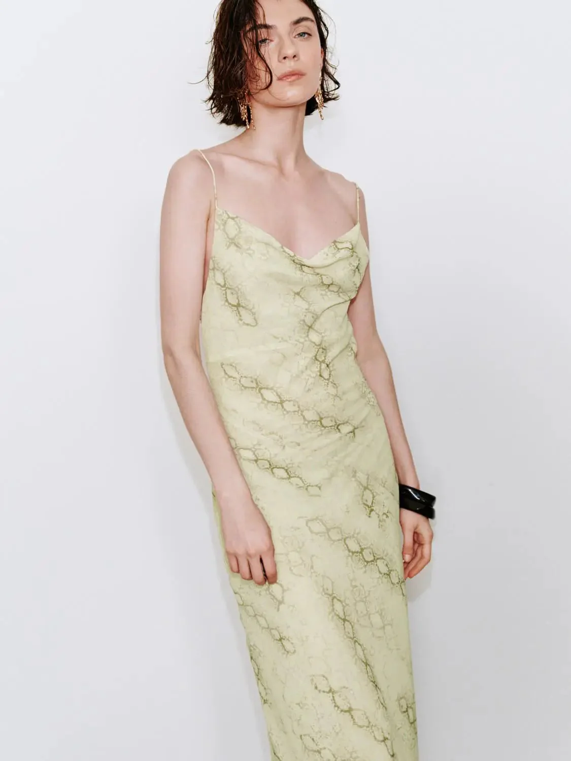 21882-snake-print-strappy-straight-maxi-dresses-3.webp Snake Print Strappy Straight Maxi Dresses