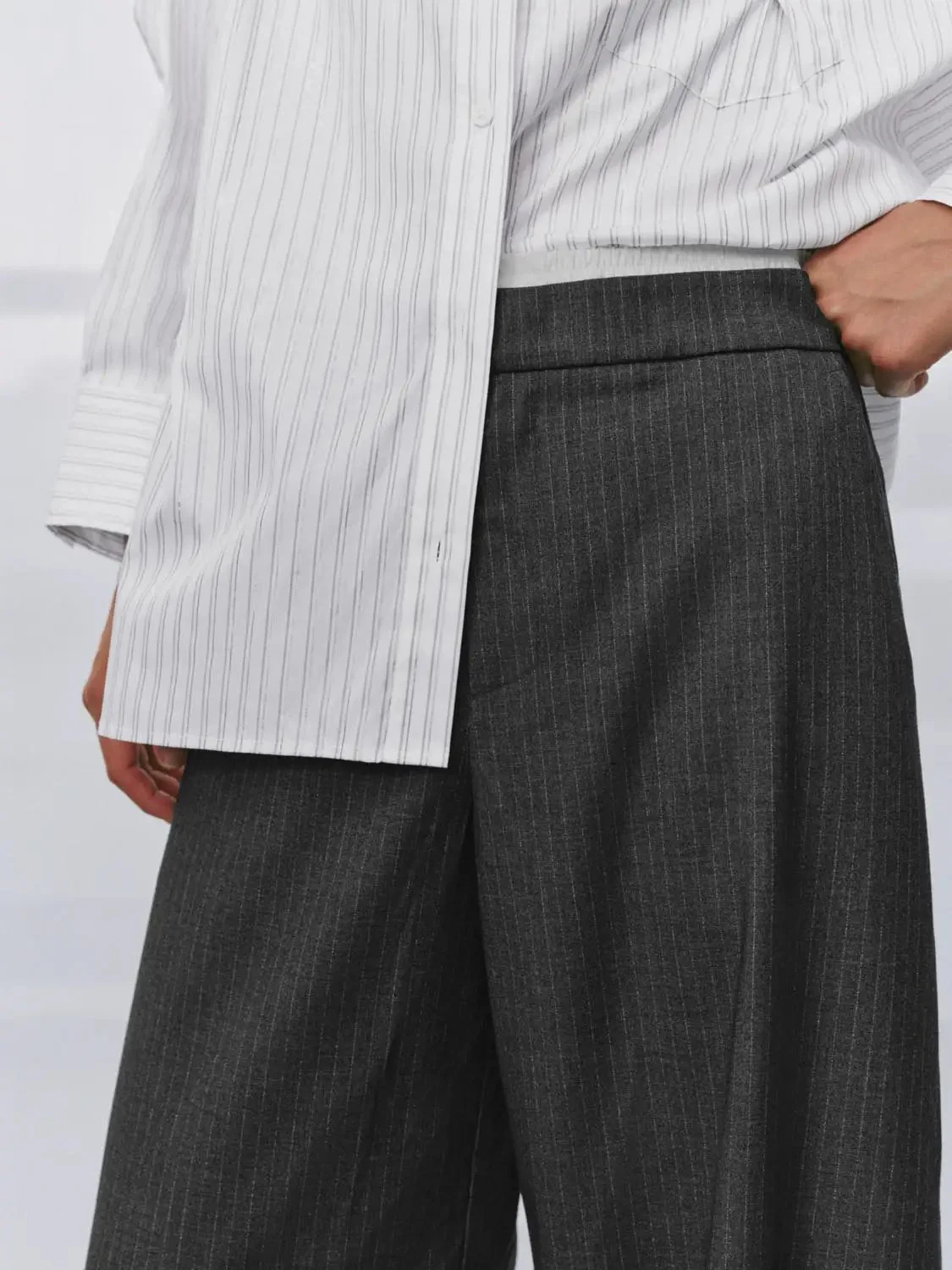 Contrast Trim Striped Tailored Barrel Leg Pants