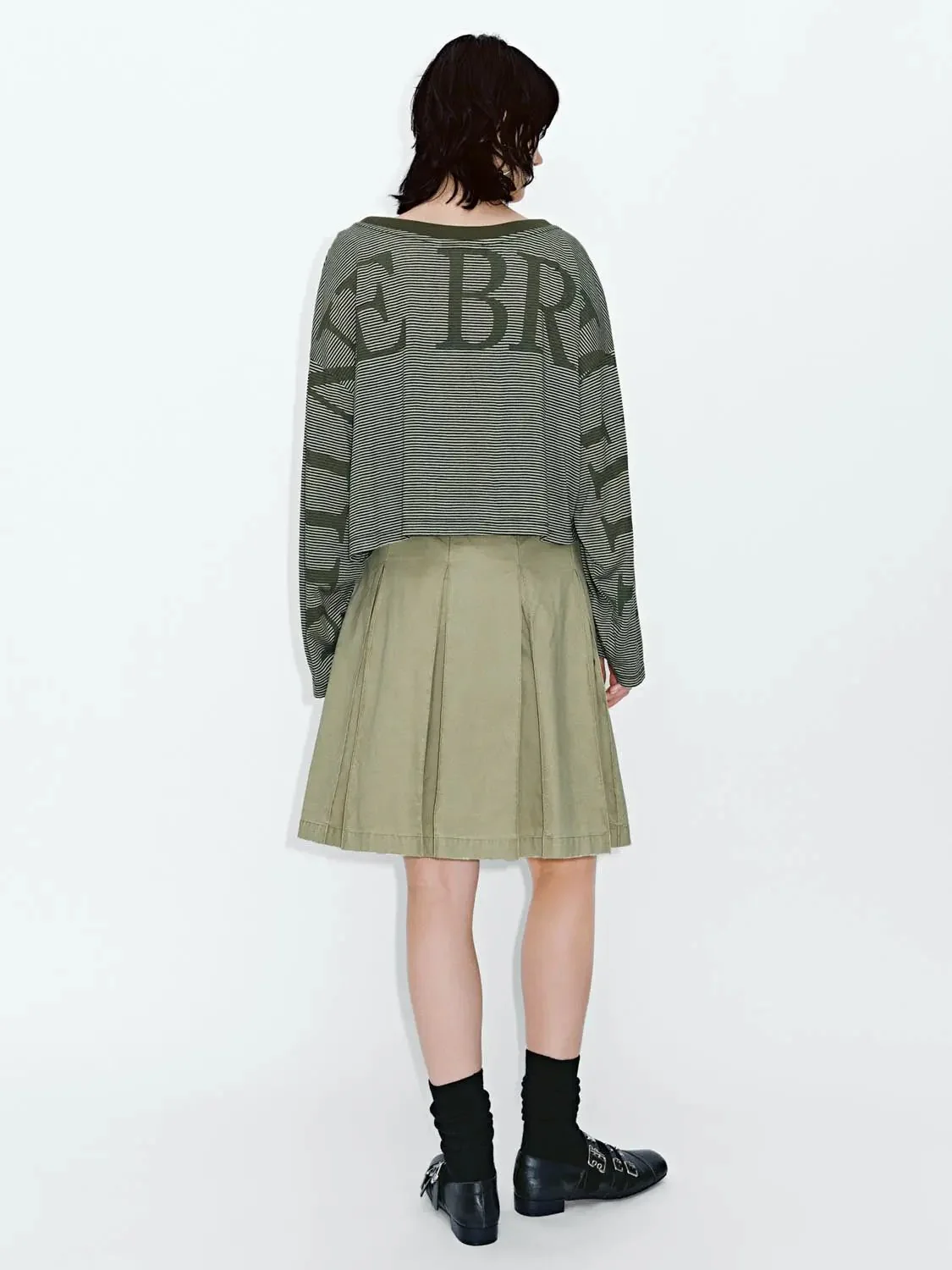 21978-pleated-a-line-midi-skirts-4.webp Pleated A-Line Midi Skirts
