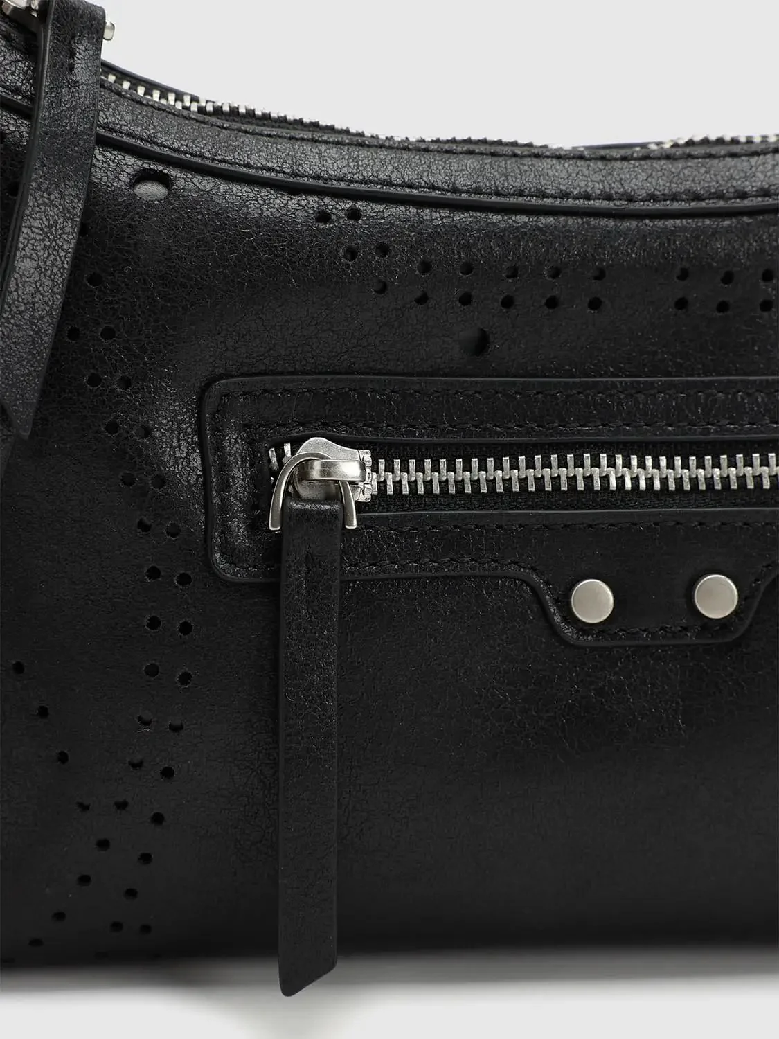 21992-faux-leather-shoulder-bags-5.webp Faux Leather Shoulder Bags