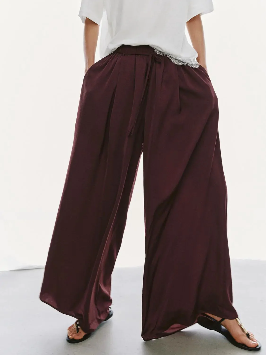 22031-drawstring-pull-on-wide-leg-pants-1.webp Drawstring Pull On Wide Leg Pants
