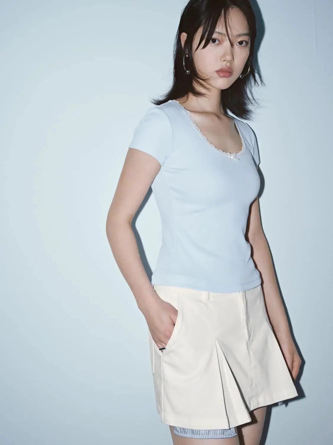 22049-lace-trim-bow-scoop-neck-cotton-blend-t-shirts-10.webp Lace Trim Bow Scoop Neck Cotton Blend T Shirts