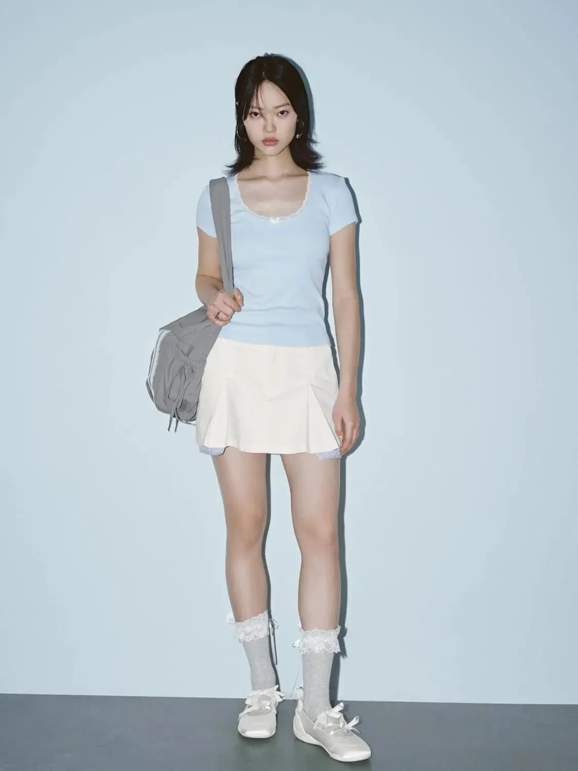 22049-lace-trim-bow-scoop-neck-cotton-blend-t-shirts-12.webp Lace Trim Bow Scoop Neck Cotton Blend T Shirts